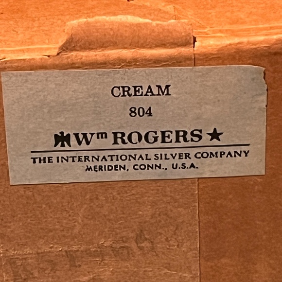 Wm Rogers Finest Quality International Company Silver Teapot, Sugar & Cream - Picture 16 of 16